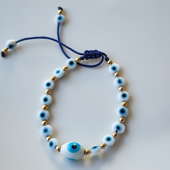 Blue and White Evil Eye Bracelet - Picture 1 of 3